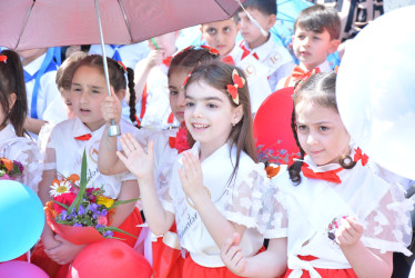 Rayonda fəaliyyət göstərən ümumtəhsil məktəblərində “Son zəng” tədbiri keçirilib