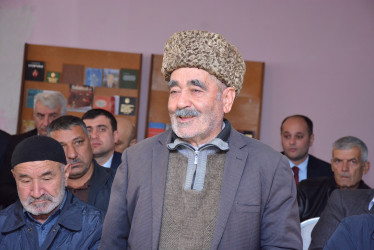 Rayonun Qurdtəpə kənd sakinləri ilə növbəti səyyar qəbul keçirilib