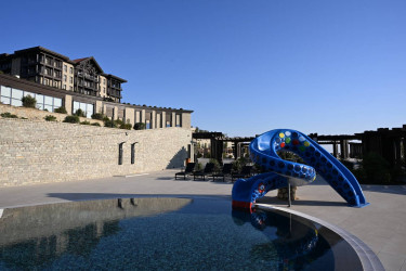 İlham Əliyev Şamaxıda “Meysari Grand Hotel & SPA” kompleksinin açılışında iştirak edib