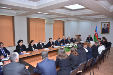 “Gender əsaslı zorakılığa qarşı mübarizə” mövzusunda dəyirmi masa keçirilib