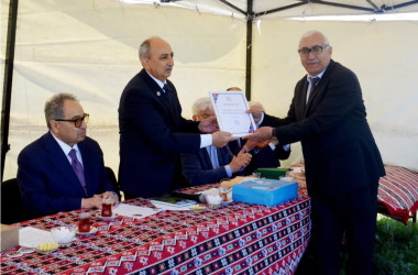 Şamaxı rayonunun füsunkar Qızmeydan kəndində Aşıq İsgəndər Ağbabalının 100 illik yubileyinə həsr edilmiş “Elləroyuğu Yaylaq Festivalı” keçirilib
