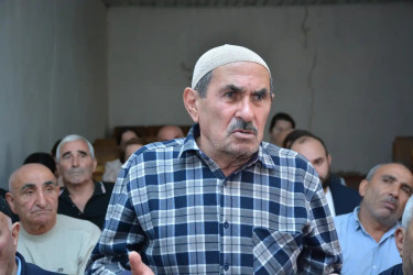 Rayon İcra Hakimiyyəti başçısının növbəti səyyar qəbulu rayonun Məlhəm kənd sakinləri ilə keçirilib