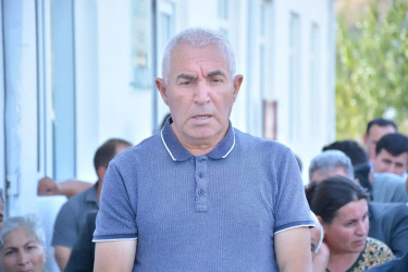 Rayon İcra Hakimiyyəti başçısının növbəti səyyar qəbulu rayonun Əhmədli kənd sakinləri ilə keçirilib