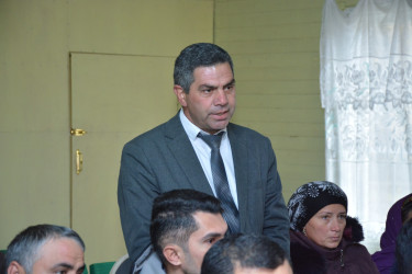 Rayonun Mərzəndiyə kənd sakinləri ilə növbəti səyyar qəbul keçirilib