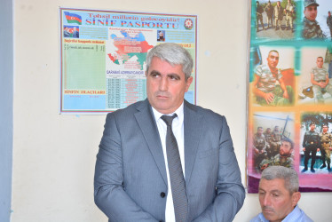 Rayonun Əhmədli kənd sakinləri ilə növbəti səyyar qəbul keçirilib