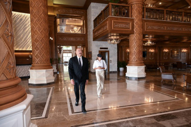 İlham Əliyev və birinci xanım Mehriban Əliyeva Şamaxıda “Pirqulu Park” hotelinin açılışında iştirak ediblər