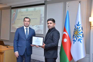 Şamaxıda “Şəhərsalma və Memarlıq İli” çərçivəsində “Ənənəvi mətbuatda və müasir informasiya vasitələrində siyasi işin təşkili” mövzusunda tədbir keçirilib