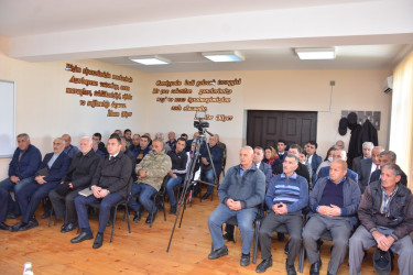 Şamaxı RİH başçısının növbəti səyyar qəbulu rayonun Şərədil kənd sakinləri ilə keçirilib