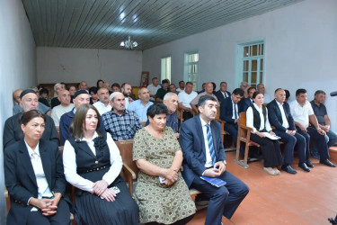 Rayon İcra Hakimiyyəti başçısının növbəti səyyar qəbulu rayonun Məlhəm kənd sakinləri ilə keçirilib