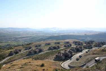 İlham Əliyev Şamaxıda “Meysari Grand Hotel & SPA” kompleksinin açılışında iştirak edib