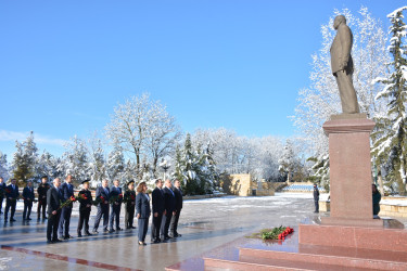 Şamaxıda 2025-ci ilin sosial-iqtisadi inkişafının yekunlarına və qarşıda duran vəzifələrə həsr edilmiş hesabat yığıncağı keçirilib