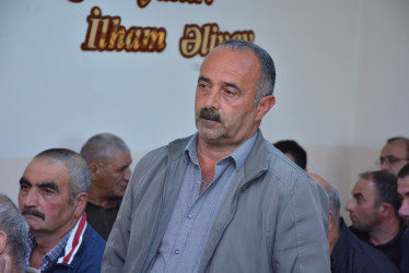 Rayonun Şərədil kənd sakinləri ilə növbəti səyyar qəbul keçirilib