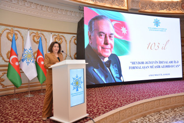 Ümummilli Lider Heydər Əliyevin anadan olmasının 103-cü ildönümü münasibətilə “Heydər Əliyevin ideyaları ilə formalaşan müasir Azərbaycan” mövzusunda tədbir keçirilib