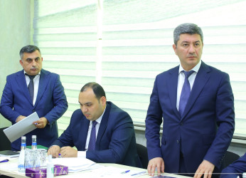 Azərbaycan Dövlət Su Ehtiyatları Agentliyinin sədri Şamaxıda vətəndaşları qəbul edib