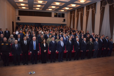 Şamaxıda müasir Azərbaycan dövlətinin memarı, xalqımızın Ümummilli Lideri Heydər Əliyevin vəfatının 22-ci ildönümü ilə bağlı anım tədbiri keçirilib