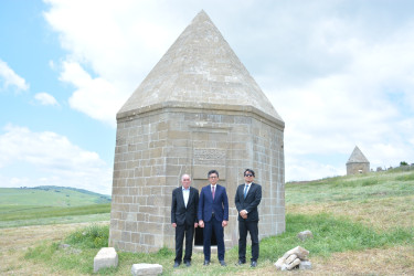 İndoneziyanın Azərbaycandakı fövqəladə və səlahiyyətli səfiri Berlian Helmi və səfirliyin əməkdaşları Şamaxı rayonuna səfər edib