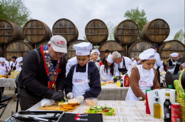 Şamaxının Meysəri kəndində Azərbaycanda ilk dəfə reallaşan Beynəlxalq Barbekü Festivalı keçirilib