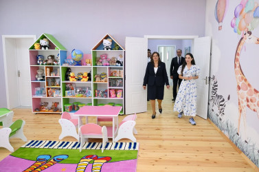 Heydər Əliyev Fondunun vitse-prezidenti Leyla Əliyeva Şamaxıda inşa olunan körpələr evi-uşaq bağçalarının açılışında iştirak edib