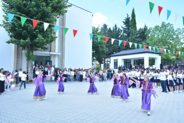 13 iyun 2026-cı il tarixində Şamaxı rayonunda fəaliyyət göstərən ümumtəhsil məktəblərində “Son zəng” tədbiri keçirilib