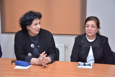 “Gender əsaslı zorakılığa qarşı mübarizə” mövzusunda dəyirmi masa keçirilib