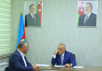 Azərbaycan Dövlət Su Ehtiyatları Agentliyinin sədri Şamaxıda vətəndaşları qəbul edib