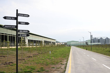 İlham Əliyev Şamaxıda "Şirvan Aqro" heyvandarlıq kompleksinin açılışında iştirak edib