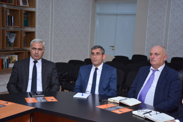 “Gender əsaslı zorakılığa qarşı mübarizə” mövzusunda dəyirmi masa keçirilib