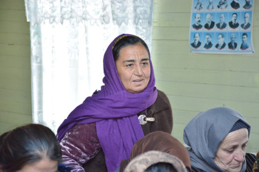 Rayonun Mərzəndiyə kənd sakinləri ilə növbəti səyyar qəbul keçirilib