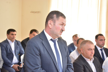 Rayonun Əhmədli kənd sakinləri ilə növbəti səyyar qəbul keçirilib