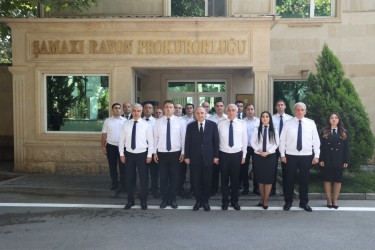 Baş prokuror Şamaxı rayonunda vətəndaşları qəbul edib