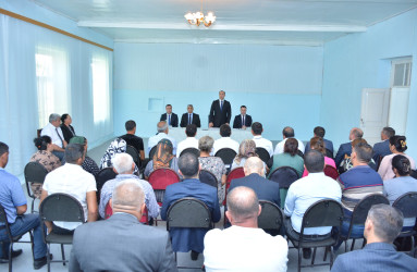 Rayonun Qızmeydan və Pirbəyli kəndlərinin sakinləri ilə növbəti səyyar qəbul keçirilib