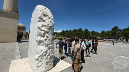 BMT-nin Ümumdünya Şəhərsalma Forumunun 13-cü Sessiyası (WUF13) çərçivəsində ölkəmizə səfər edən xarici media nümayəndələrinin Şamaxıya mediaturu təşkil edilib