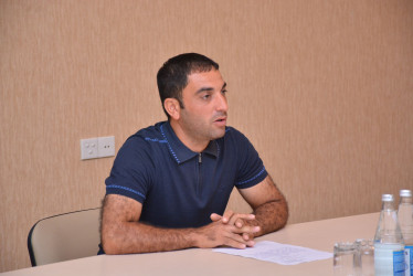 Bahar Muradova Şamaxıda vətəndaşların müraciətlərini dinləyib