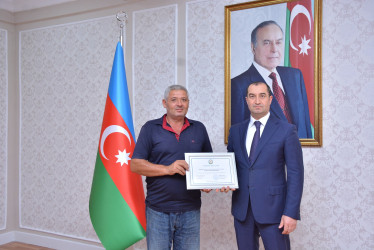 Sentyabrın 8-də ali təhsil müəssisələrinə qəbul imtahanlarında yüksək nəticə göstərən gənclərlə görüş keçirilib