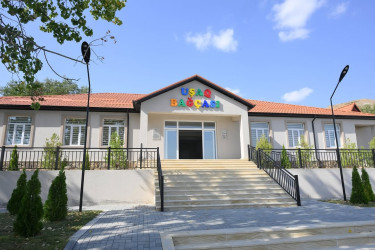 Heydər Əliyev Fondunun vitse-prezidenti Leyla Əliyeva Şamaxıda inşa olunan körpələr evi-uşaq bağçalarının açılışında iştirak edib