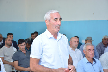 Rayonun Məlhəm kənd sakinləri ilə növbəti səyyar qəbul keçirilib