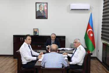 Baş prokuror Şamaxı rayonunda vətəndaşları qəbul edib