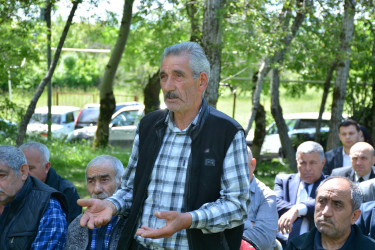 Rayon İcra Hakimiyyəti başçısının növbəti səyyar qəbulu rayonun Sis kənd sakinləri ilə keçirilib
