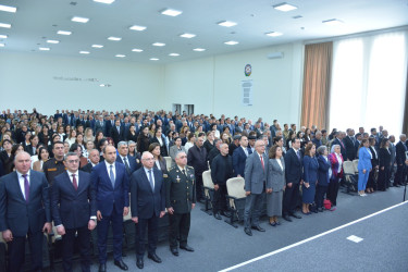 Şamaxıda Ulu Öndər Heydər Əliyevin anadan olmasının 103-cü ildönümünə həsr olunmuş “Ulu Öndər Heydər Əliyev və dövlət qadın siyasəti” adlı konfrans keçirilib