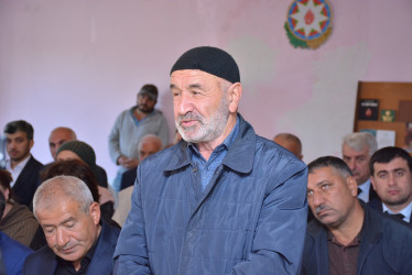 Rayonun Qurdtəpə kənd sakinləri ilə növbəti səyyar qəbul keçirilib