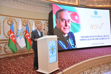 Ümummilli Lider Heydər Əliyevin anadan olmasının 103-cü ildönümü münasibətilə “Heydər Əliyevin ideyaları ilə formalaşan müasir Azərbaycan” mövzusunda tədbir keçirilib