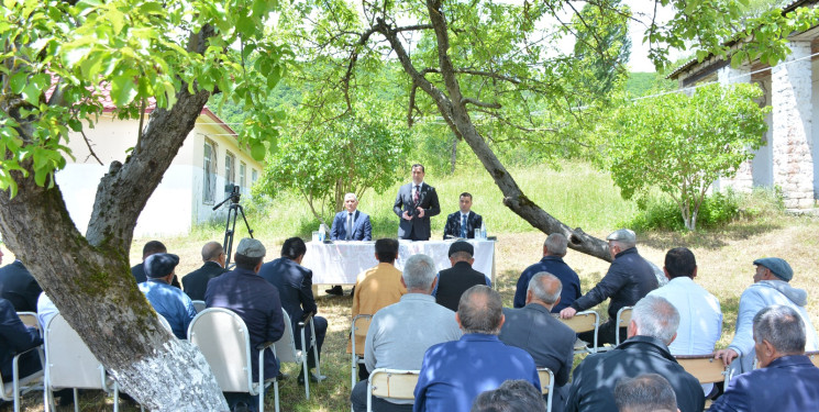 Rayon İcra Hakimiyyəti başçısının növbəti səyyar qəbulu rayonun Qaleybuğurd kənd sakinləri ilə keçirilib