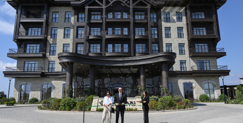 İlham Əliyev Şamaxıda “Meysari Grand Hotel & SPA” kompleksinin açılışında iştirak edib