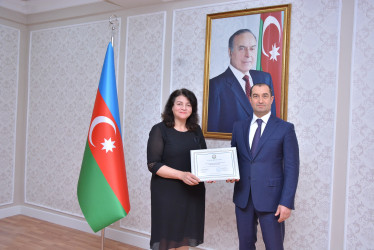 Sentyabrın 8-də ali təhsil müəssisələrinə qəbul imtahanlarında yüksək nəticə göstərən gənclərlə görüş keçirilib