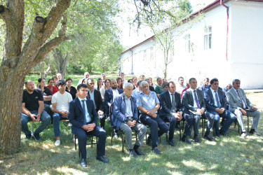 Rayon İcra Hakimiyyəti başçısının növbəti səyyar qəbulu rayonun Avaxıl kənd sakinləri ilə keçirilib