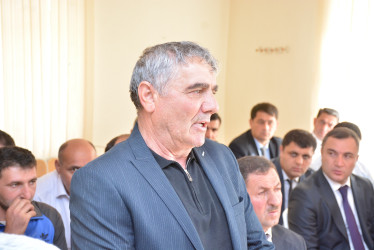 Rayonun Əhmədli kənd sakinləri ilə növbəti səyyar qəbul keçirilib