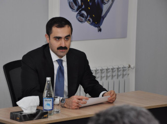 Nazir müavini Həsən Həsənli Şamaxıda müəllim və valideynlərlə görüşüb