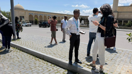 BMT-nin Ümumdünya Şəhərsalma Forumunun 13-cü Sessiyası (WUF13) çərçivəsində ölkəmizə səfər edən xarici media nümayəndələrinin Şamaxıya mediaturu təşkil edilib