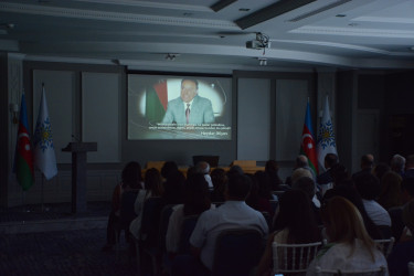 Şamaxıda “Şəhərsalma və Memarlıq İli” çərçivəsində “Ənənəvi mətbuatda və müasir informasiya vasitələrində siyasi işin təşkili” mövzusunda tədbir keçirilib