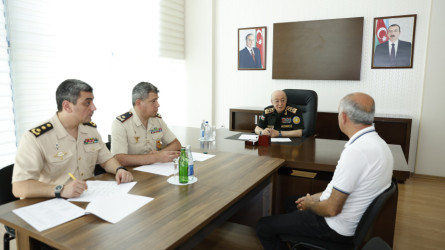 Fövqəladə hallar naziri Kəmaləddin Heydərov Şamaxı şəhərində vətəndaşları qəbul edib